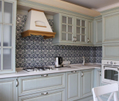 2-комн, 89кв м, этаж 1/4 улица Абдуллы Алиша, 39/1