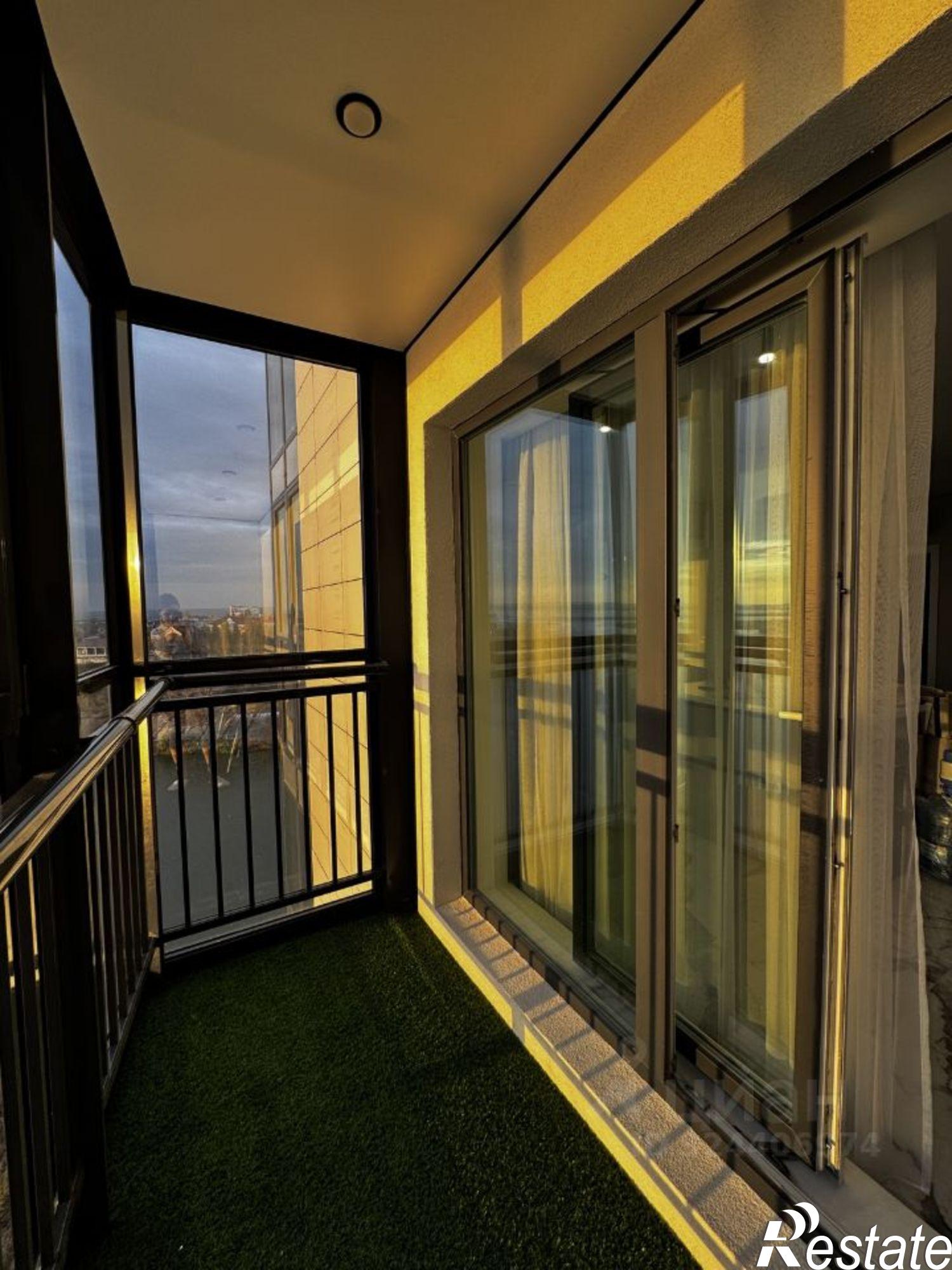 Купить квартиру за 13 000 000 рублей на Набережночелнинский пр-кт, 1