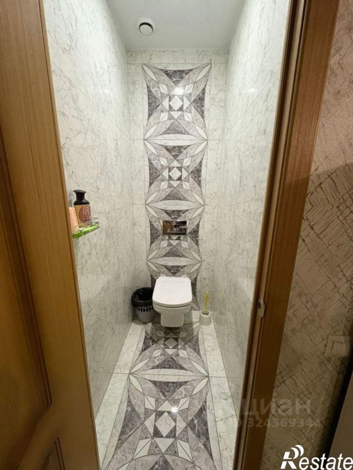 3-комн квартира пр-кт Раиса Беляева, 42,  д. 42