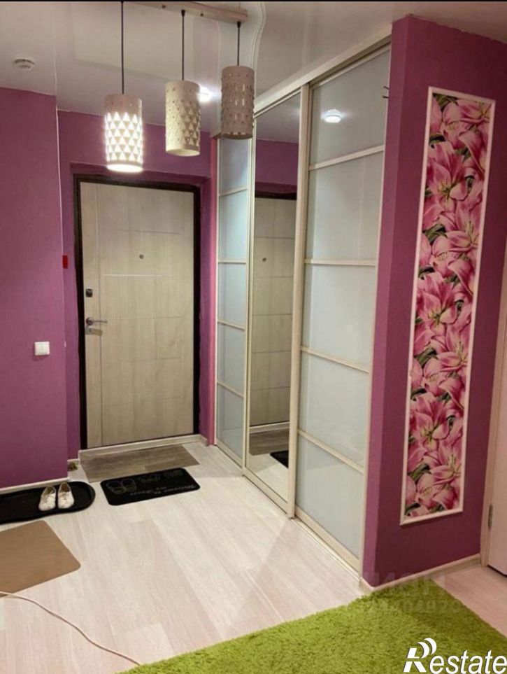 2-комн квартира пр-кт Раиса Беляева, 28,  д. 28