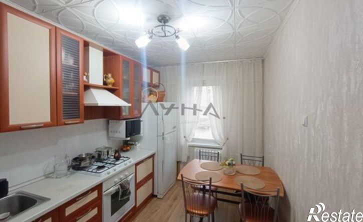 3-комн квартира ул Шамиля Усманова, 8,  д. 8