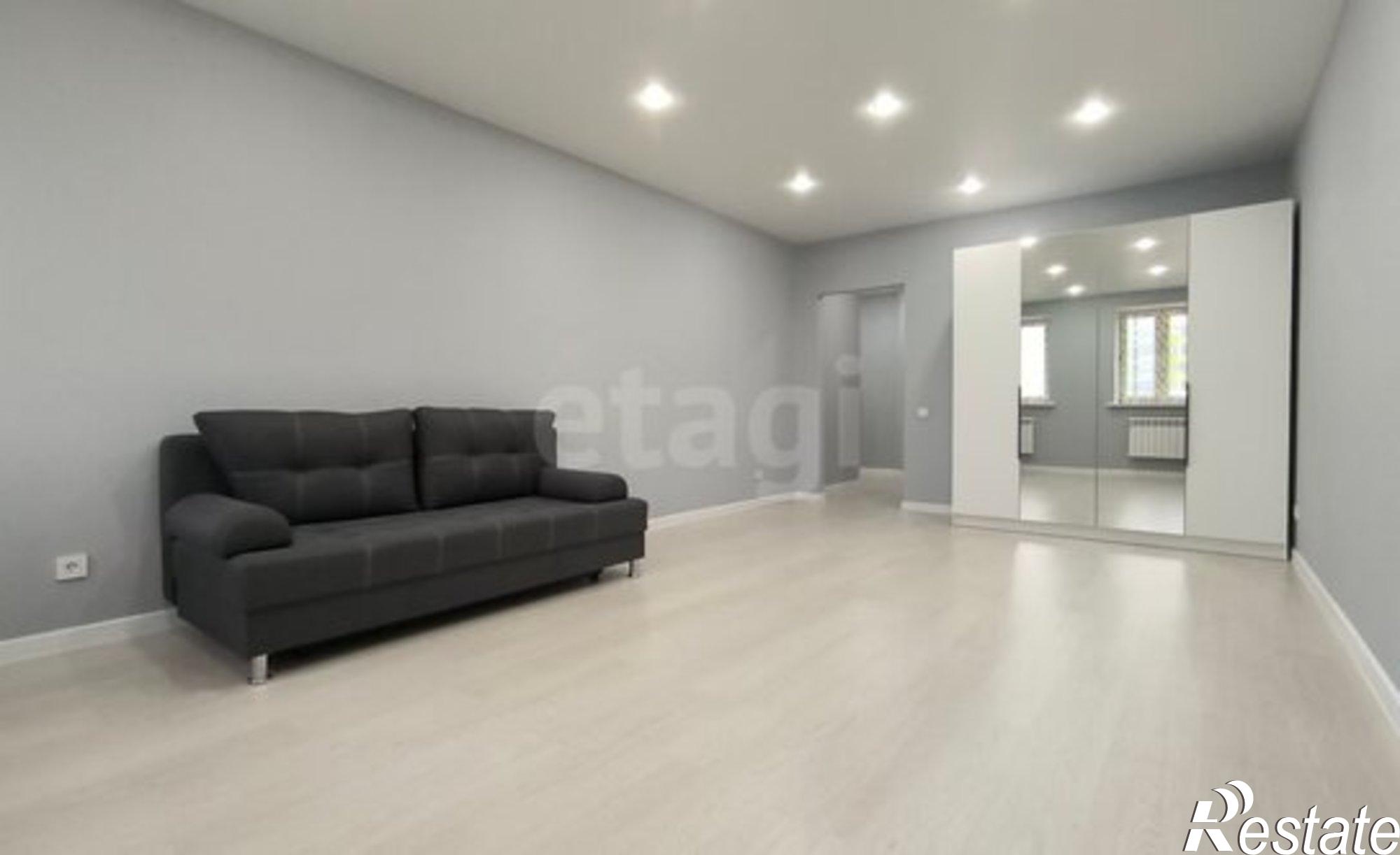 Купить квартиру за 5 400 000 рублей на ул Виктора Полякова, 17А