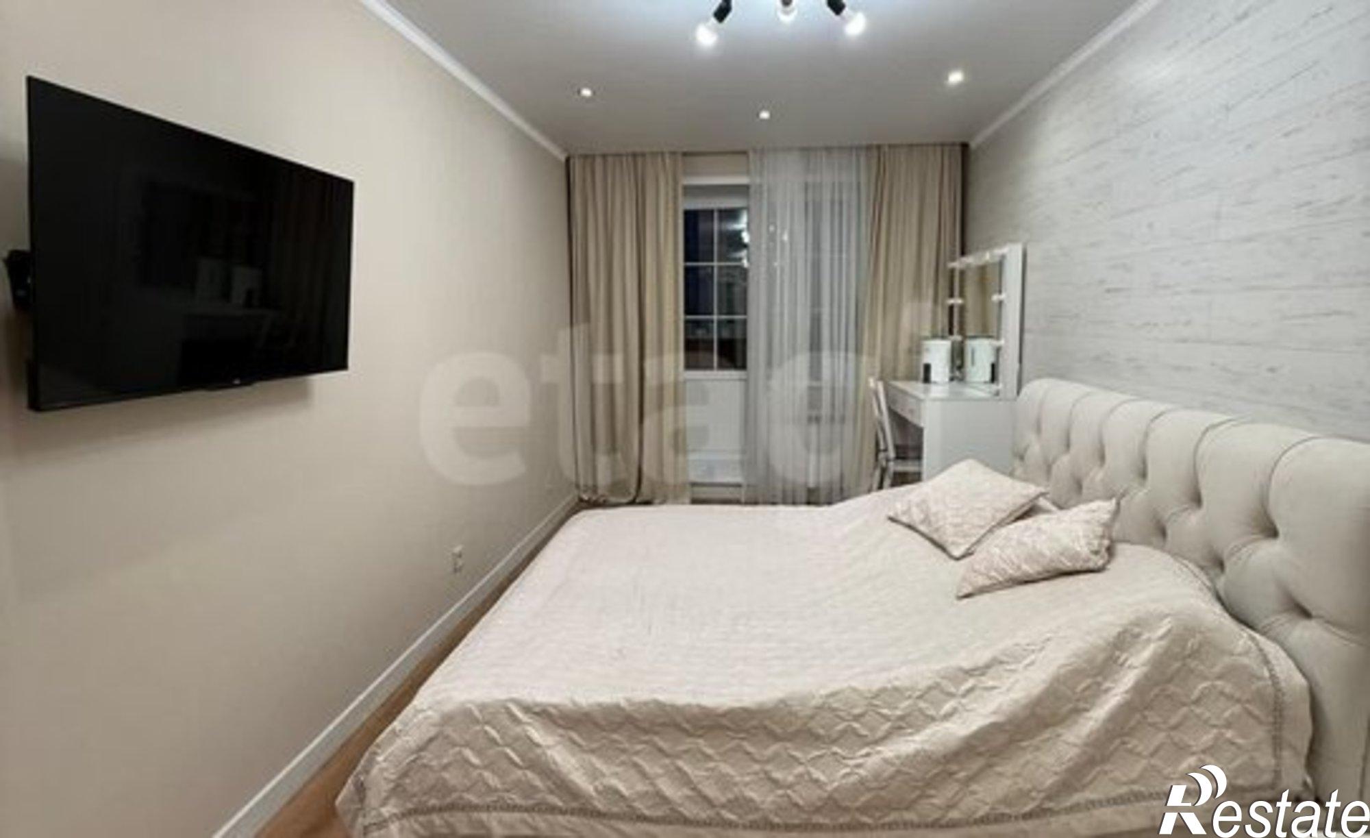 Купить квартиру за 10 450 000 рублей на пр-кт Дружбы Народов, 1