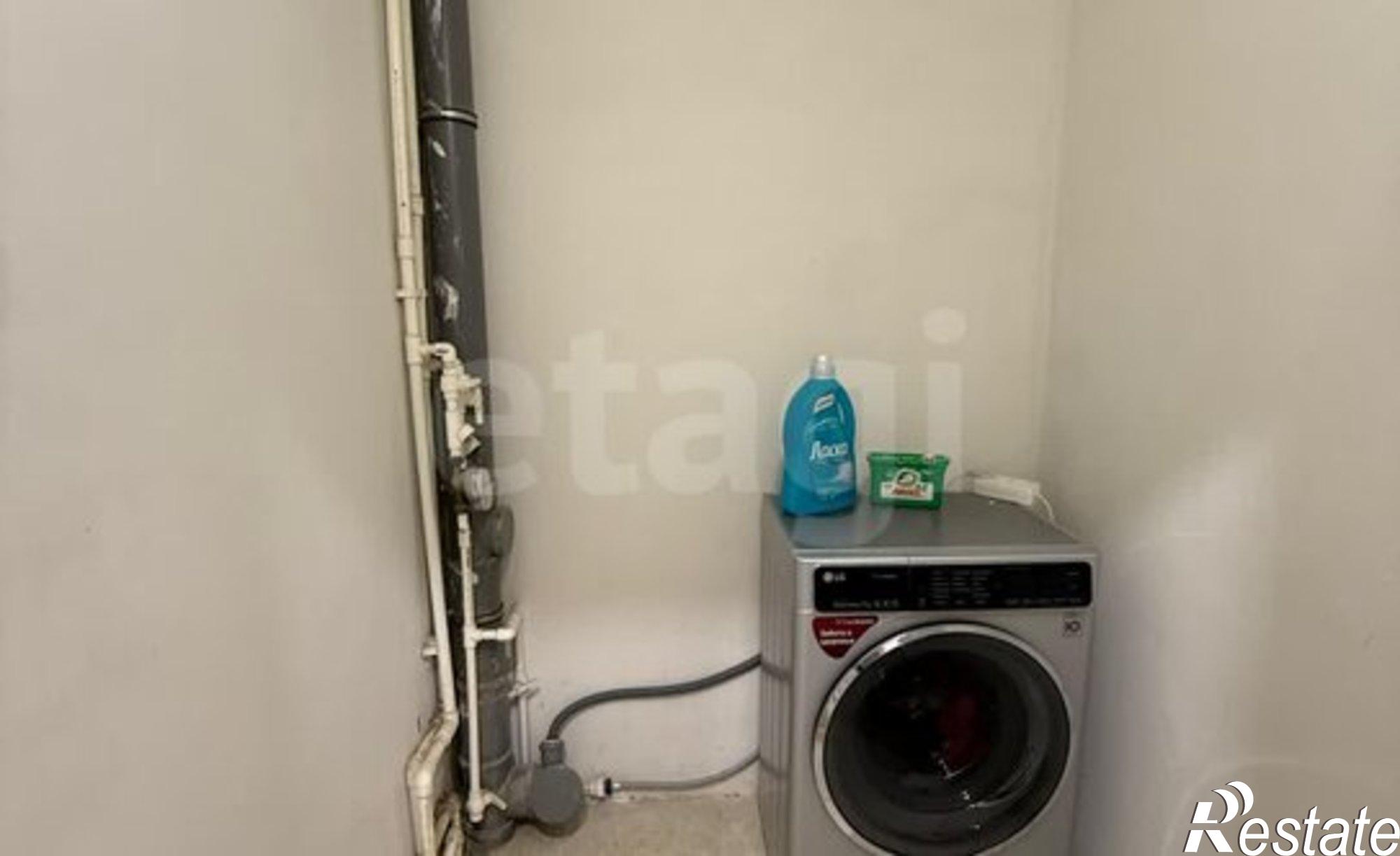 Купить квартиру за 10 450 000 рублей на пр-кт Дружбы Народов, 1