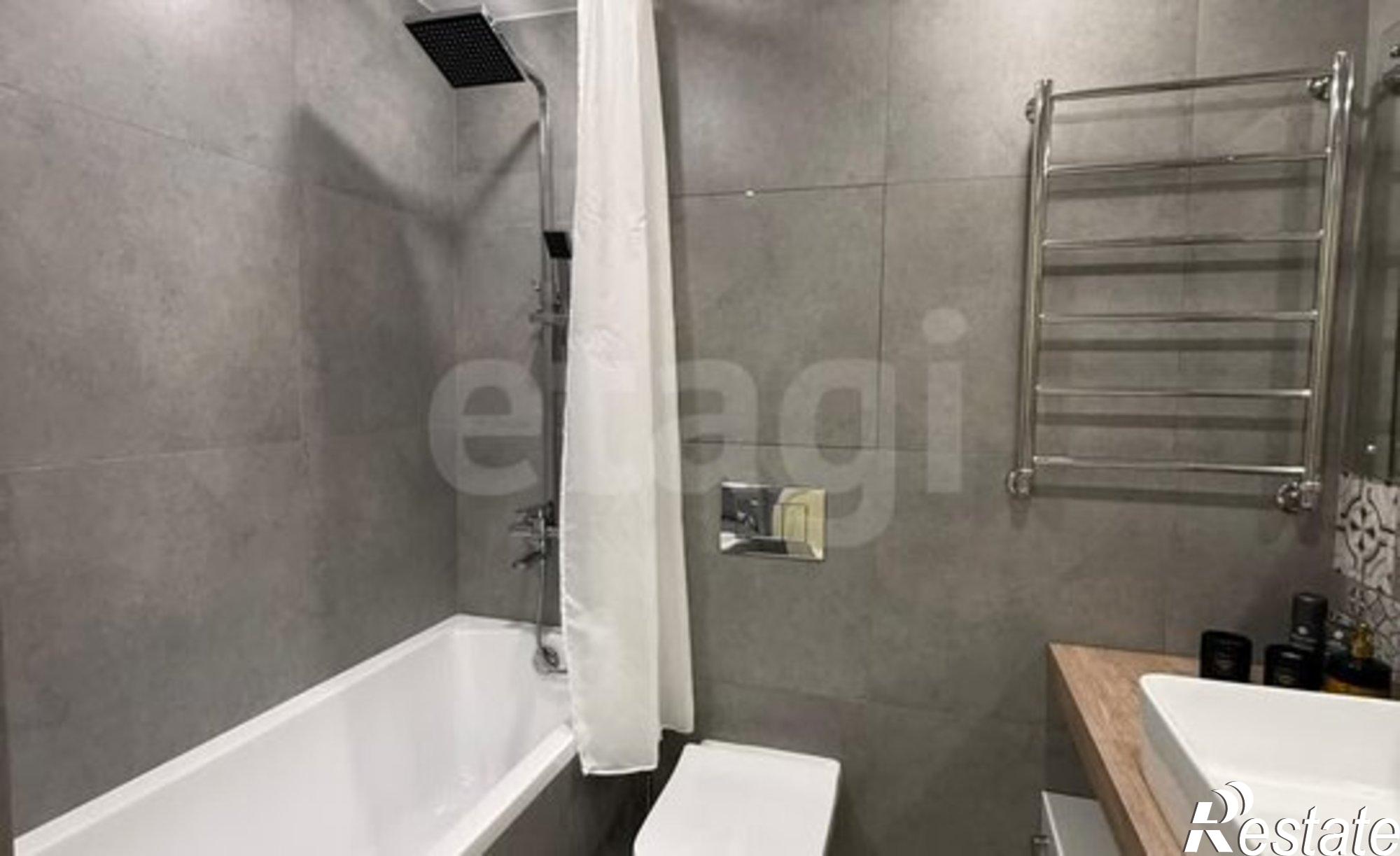 Купить квартиру за 10 450 000 рублей на пр-кт Дружбы Народов, 1