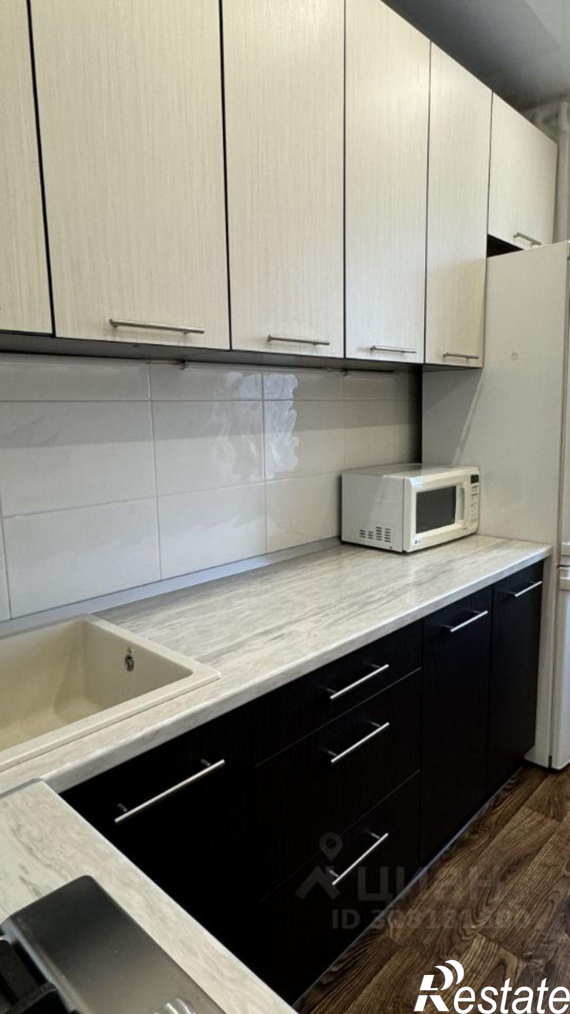 Сдать квартиру за 40 000 рублей на Московский пр-кт, 110