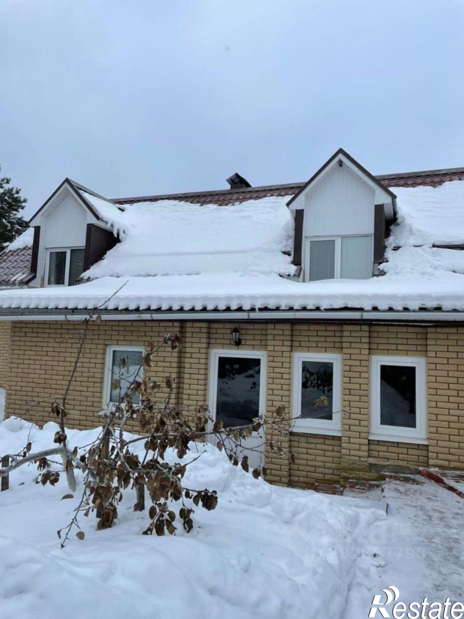 Сдать дачу, дом, коттедж за 35 000 рублей на улица Нурми Шарипова, 19