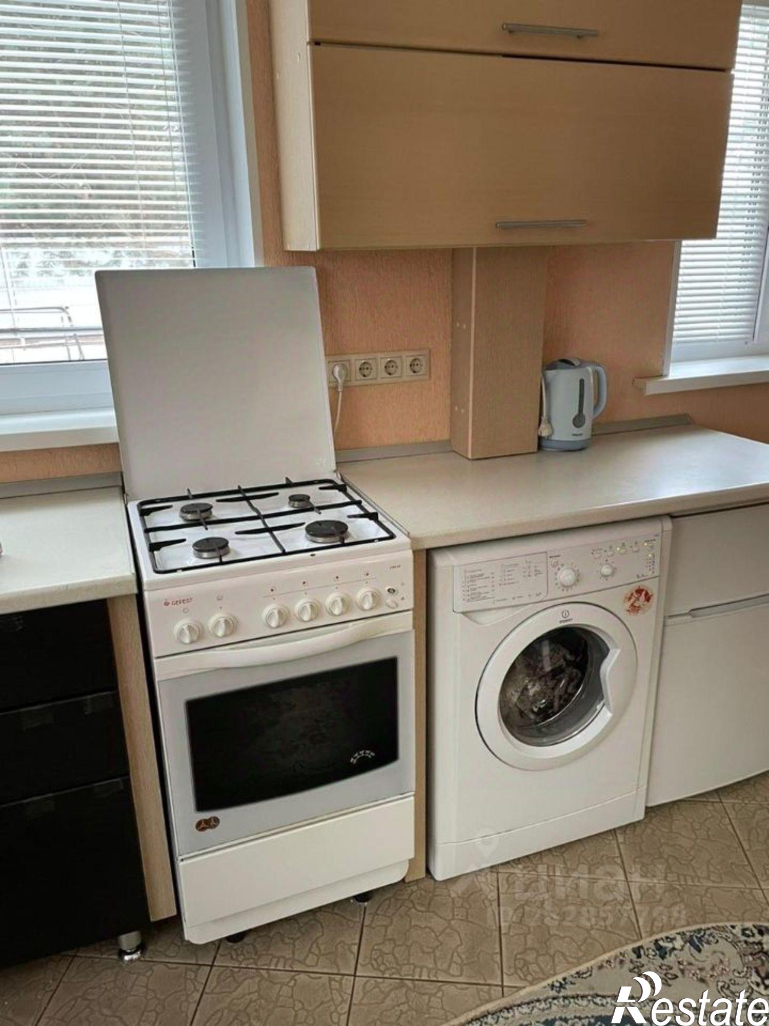 Сдать дачу, дом, коттедж за 35 000 рублей на улица Нурми Шарипова, 19