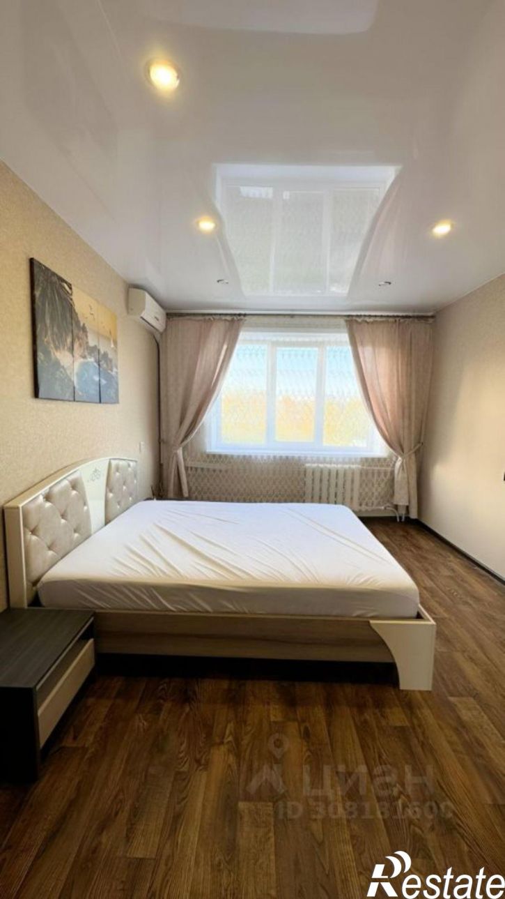 2-комн квартира Московский пр-кт, 110,  д. 110