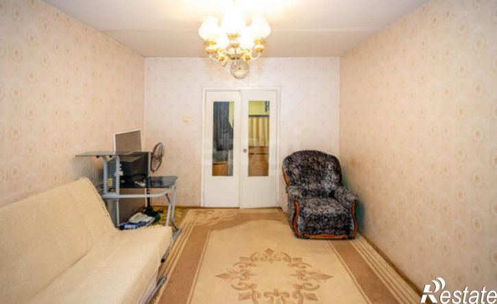 3-комн квартира ул Раскольникова, 49В,  д. 49В