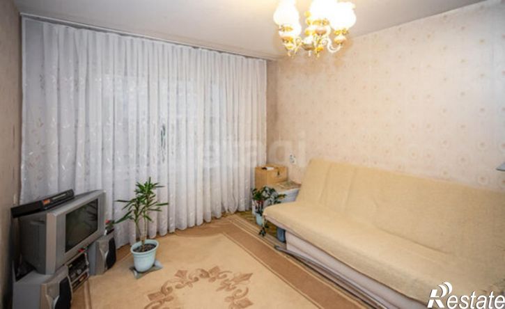 3-комн квартира ул Раскольникова, 49В,  д. 49В