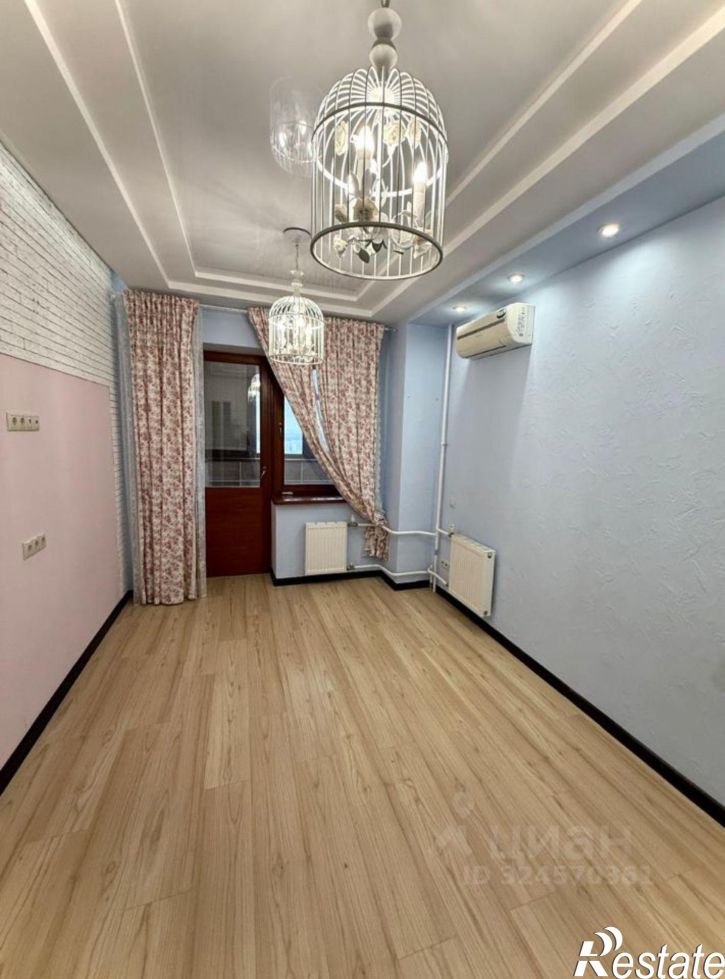 4-комн квартира пр-кт Хасана Туфана, 29В,  д. 29В
