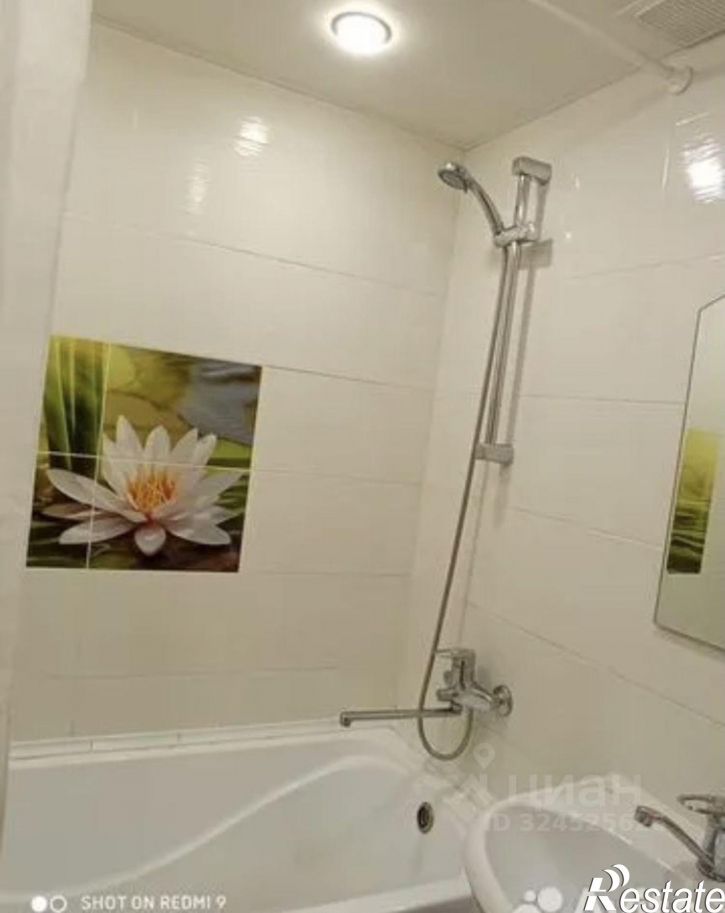 2-комн квартира Автозаводский пр-кт, 40/105,  д. 40/105