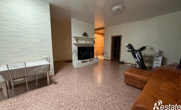 3-комн квартира пр-кт Чулман, 42А,  д. 42А