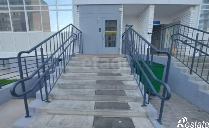 1-комн квартира пр-кт Раиса Беляева, 42А,  д. 42А