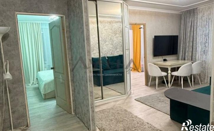 3-комн квартира пр-кт Раиса Беляева, 21,  д. 21