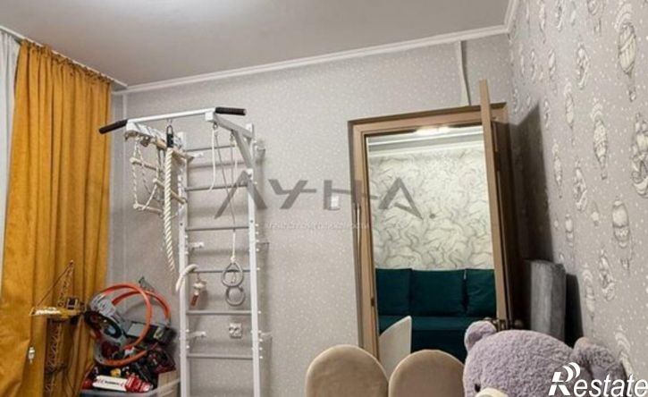 3-комн квартира пр-кт Раиса Беляева, 21,  д. 21