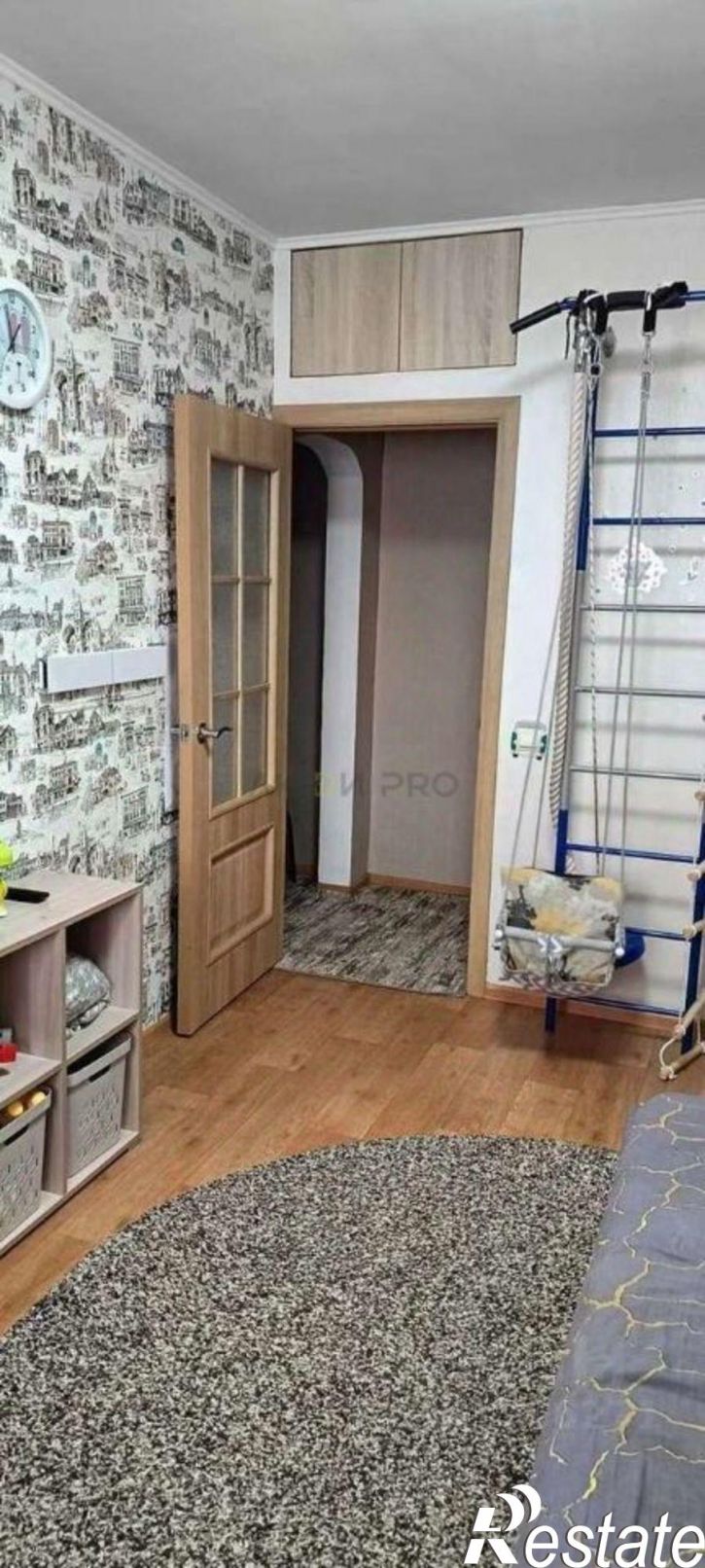 2-комн квартира б-р Романтиков, 8,  д. 8