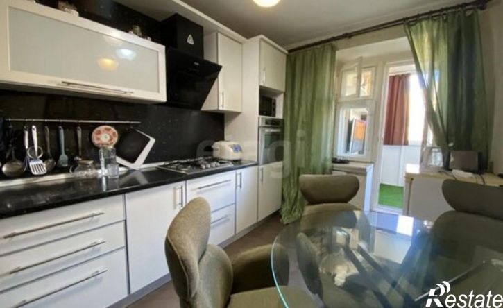 2-комн квартира ул Виктора Полякова, 11,  д. 11