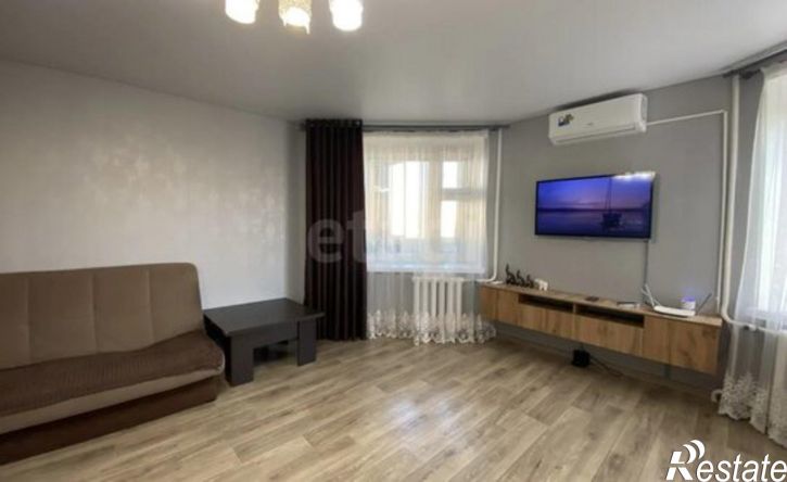 2-комн квартира ул Виктора Полякова, 11,  д. 11