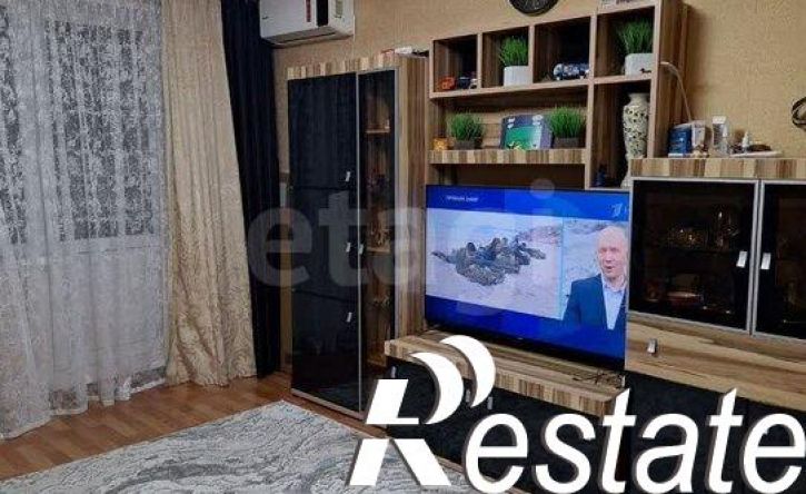 3-комн квартира пр-кт Раиса Беляева, 43/43,  д. 43/43
