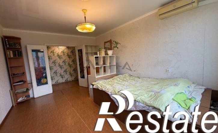 3-комн квартира б-р Юных Ленинцев, 5,  д. 5
